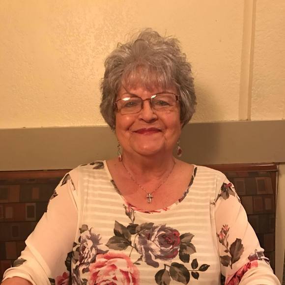 Meet your Posher, Bobbie - Picture 1 of 1